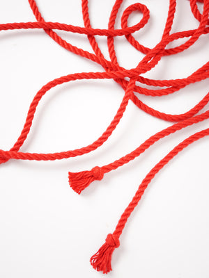 BONDAGE ROPE WITH FINISHED ENDS *RED